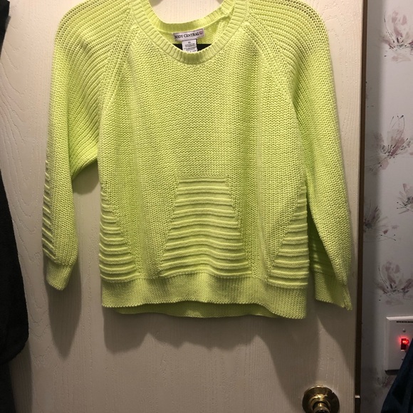 Body Central Sweaters - Green Sweater Body Central Sweaters - Green Sweater
